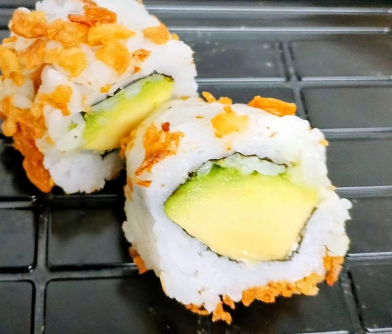 Avo Cheese Crunchy Roll